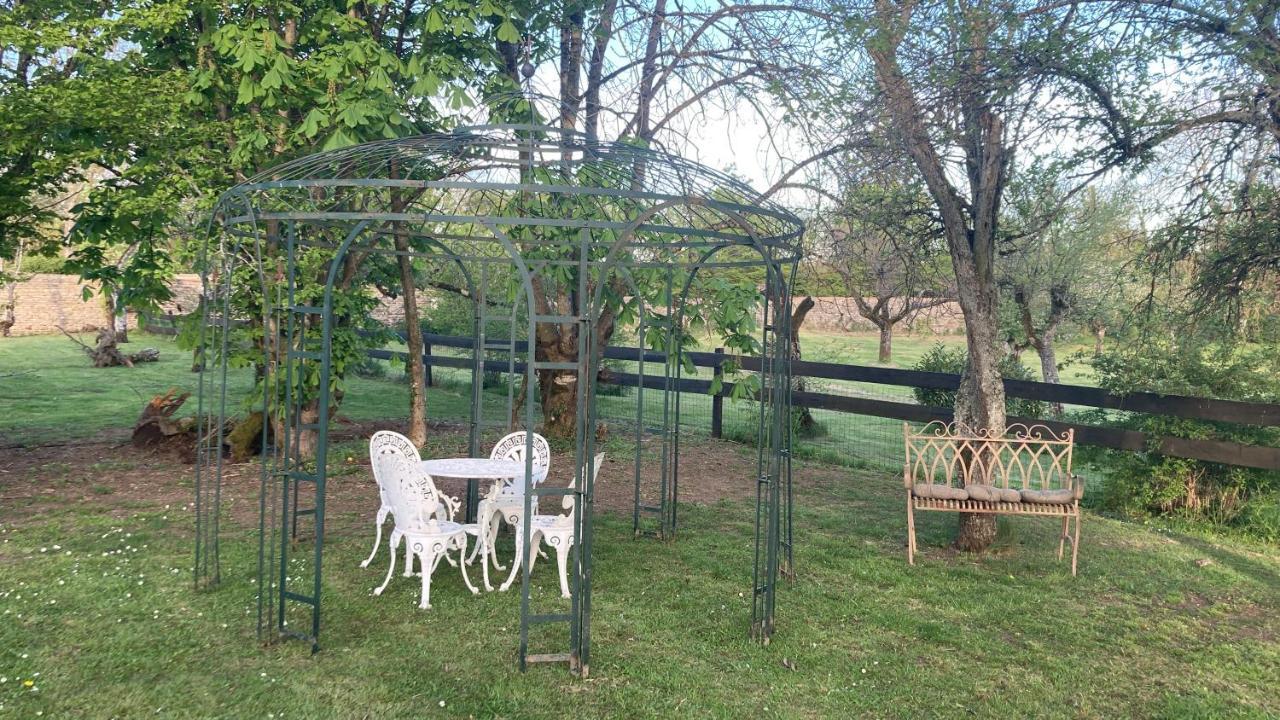 Chez Zoiseau Et Zoiseautte Bed & Breakfast Chassigny Luaran gambar
